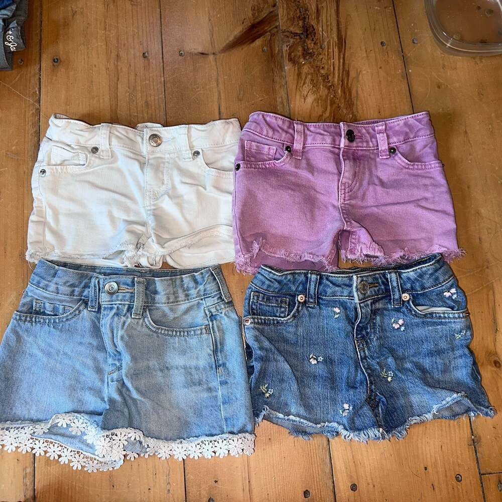 Cat & Jack Embroidered  Flower White Purple Jean Shorts XS 4/5